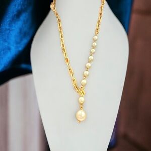 Beaded necklace, pearl necklace, womens jewelry, statement jewelry